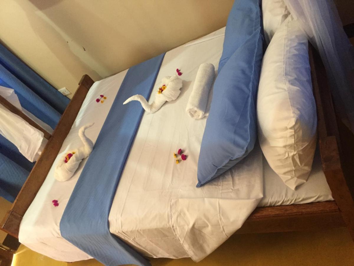 Mafia Neptune Villa Lodge Utende 외부 사진